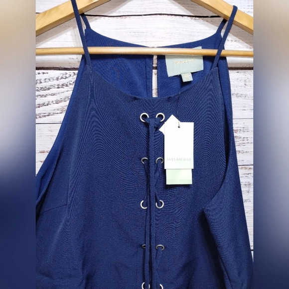 Skies are Blue Grommet Lace Up Dress in Blue size Medium NEW Sundress Beach - Picture 2 of 8